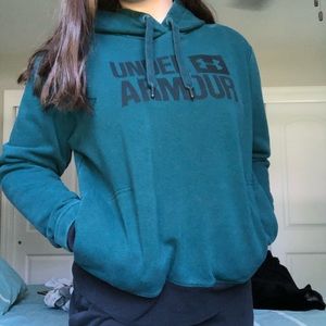 Under Armour Sweatshirt